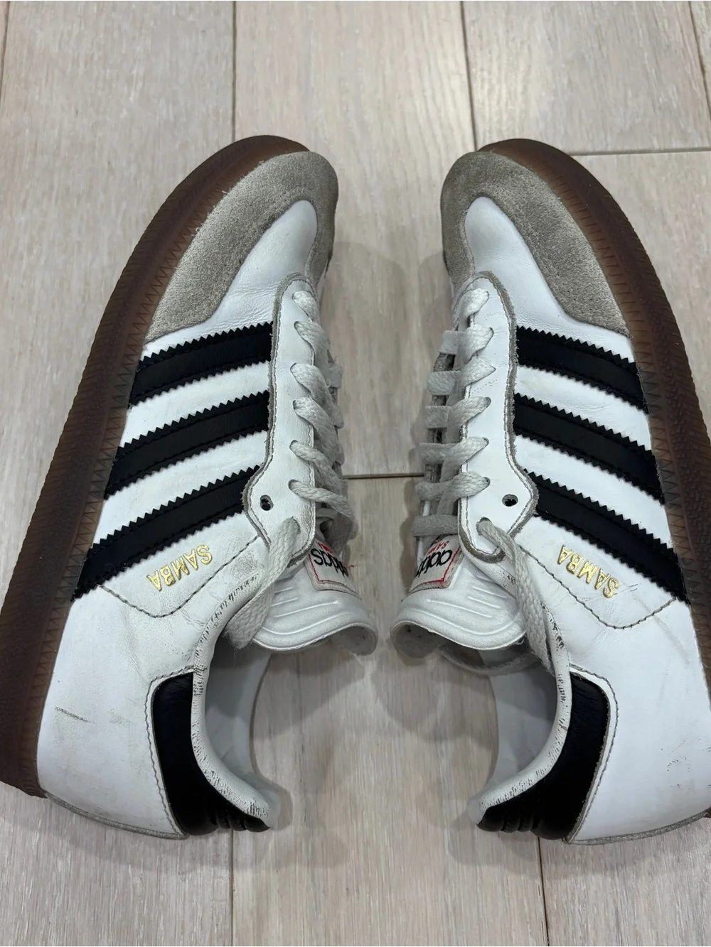 Adidas Samba shoes, classic white, size (2.5 US little kids) USED